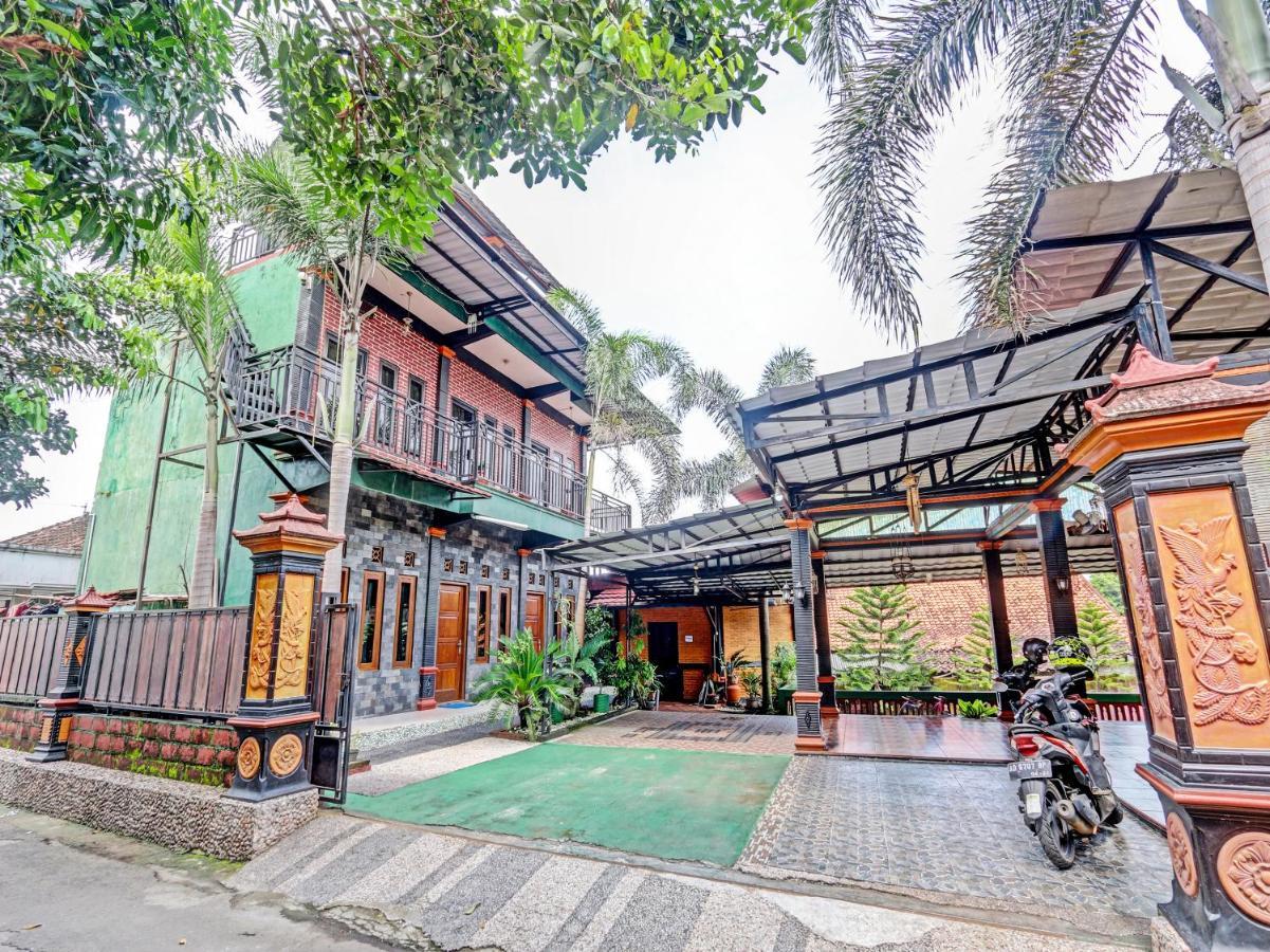 Spot On 91337 Pandu Homestay Klaten Wonogiri Εξωτερικό φωτογραφία