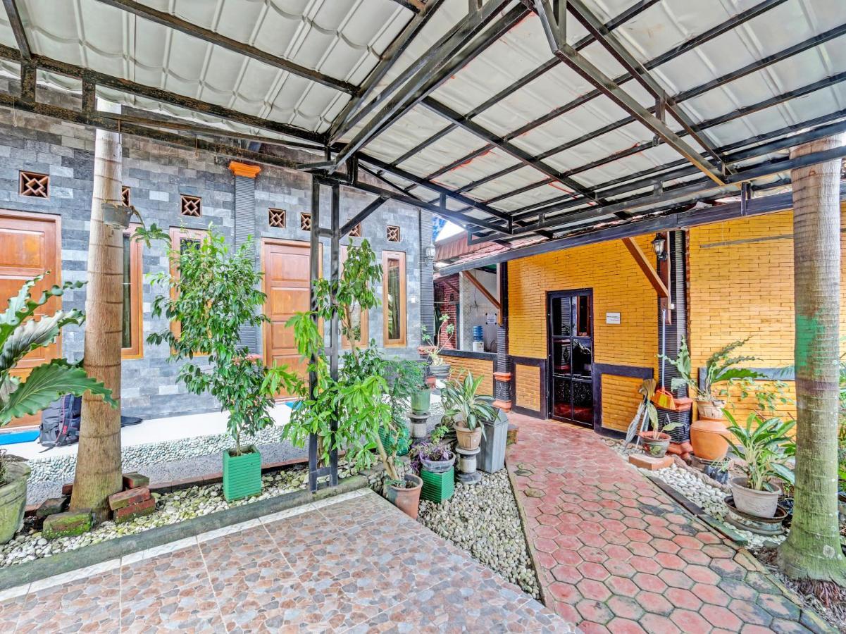 Spot On 91337 Pandu Homestay Klaten Wonogiri Εξωτερικό φωτογραφία